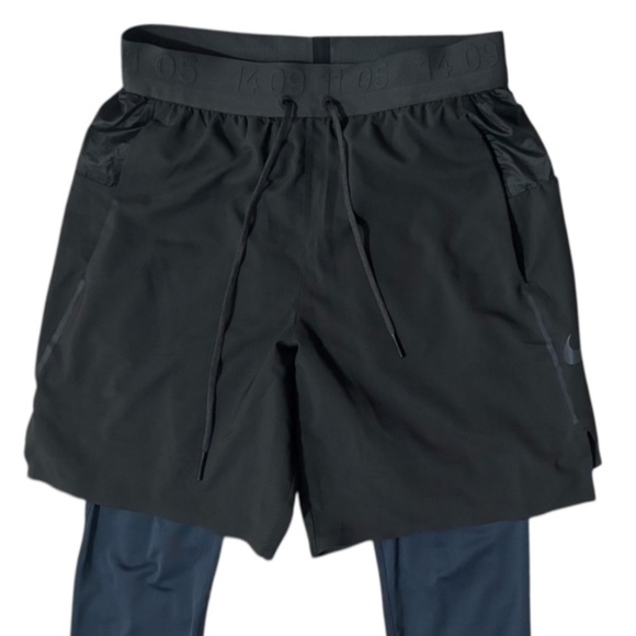 NIKE Men's Dark Gray Athletic Shorts with Tights - Picture 1 of 13